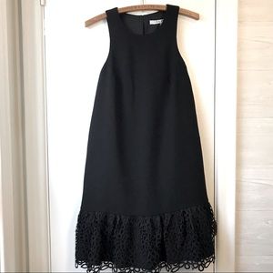 Nwt TRINA TURK Sleeveless Embroidered Cocktail Dress